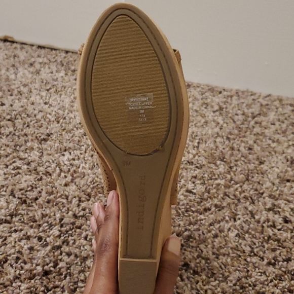 Tan Suede Wedge Heels - Picture 6 of 6